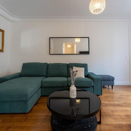 Appartement De Luxe Champs Elysees Neuf Parigi Esterno foto
